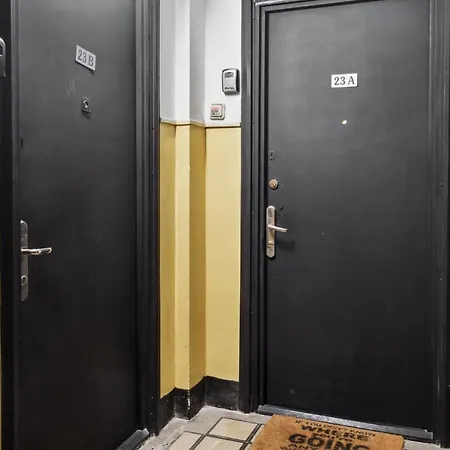 Old Town Studio City Center 23a Apartment *
