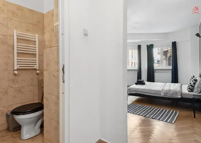 Old Town Center 23a شقة